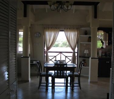 Welches Apartamento | Apartments in Maya's Bajan Villas