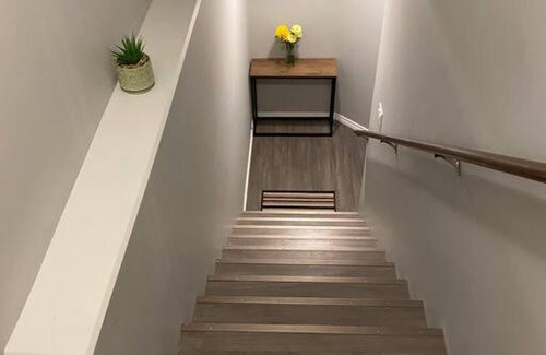 Saskatoon Apartamento | 1 Bedroom Modern Secondary Suite