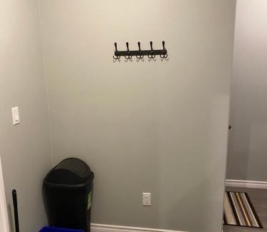 Saskatoon Apartamento | 1 Bedroom Modern Secondary Suite