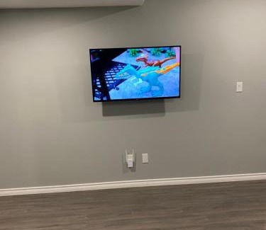 Saskatoon Apartamento | 1 Bedroom Modern Secondary Suite