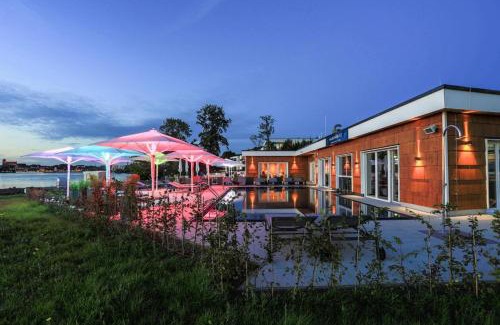 Muritz Apartamento | Apartments in the MAREMÜRITZ Yachthafen Resort, Waren an der Müritz