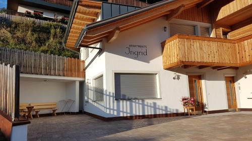 San Genesio Apartamento | Apartments Ingrid