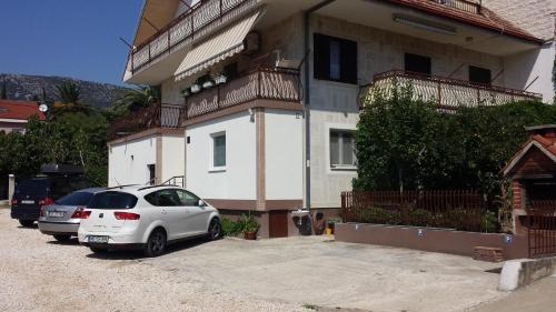 Kastela Apartamento | Apartments Ivan