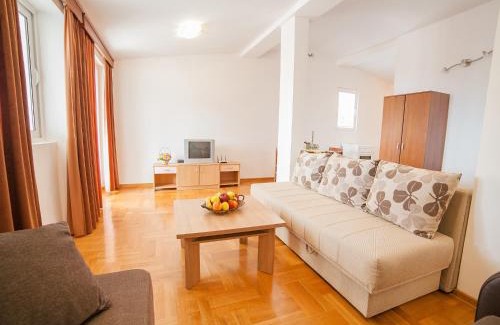Petrovac Apartamento | Apartments Ivan