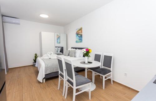 Topla Apartamento | Apartments Ivo Herceg Novi
