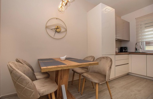Turanj Apartamento | Apartamentos Josip (27001-A2) - Turanj