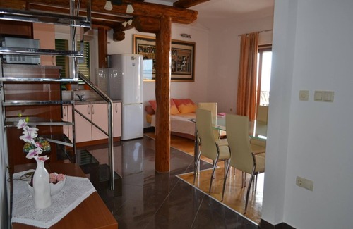 Dugi Rat Apartamento | Apartments Karlo