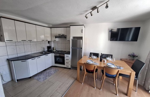 Kastel Gomilica Apartamento | Apartments Kastilac with sea view