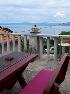 Splitska Apartamento | Apartments Kat