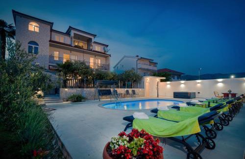 Stobrec Apartamento | Apartments Katarina with swimming pool