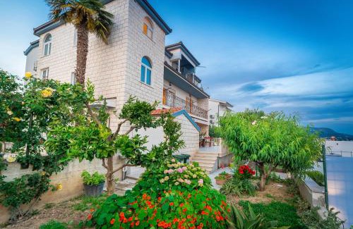 Stobrec Apartamento | Apartments Katarina with swimming pool