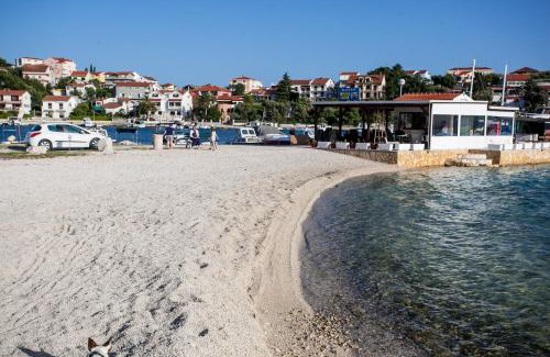 Seget Vranjica Apartamento | Apartments Kursan