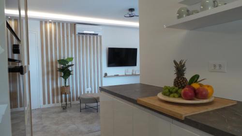 Podstrana Apartamento | Apartments L-A-M