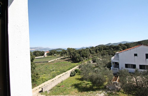 Drace Apartamento | Apartments Lemeš - Comfort One Bedroom Apartment with Garden View (Apt5)