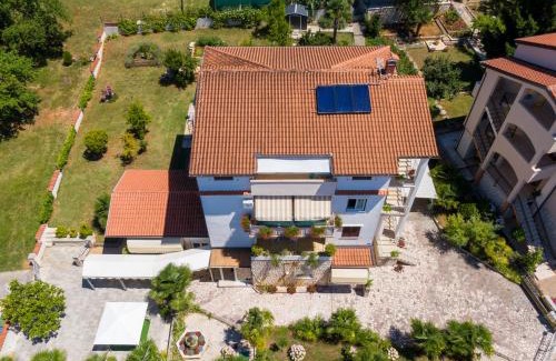 Brulo Apartamento | Apartments Lori