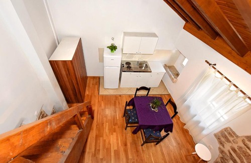 Grad Apartamento | Apartments Loriana