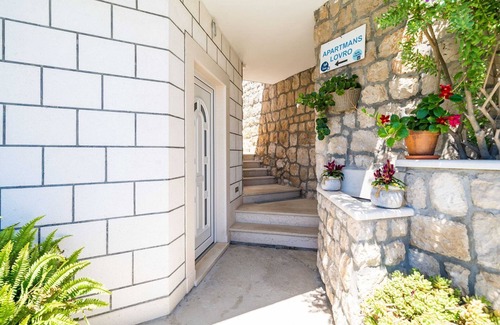 Lozica Apartamento | Apartments Lovro - One Bedroom Apartment with Terrace and Sea View (2)