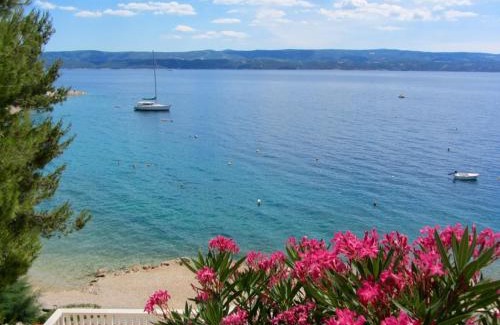 Omis Apartamento | Apartments Lozina on the Beach