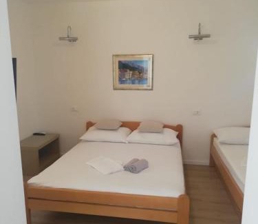 Bili brig Apartamento | Apartments Maestral