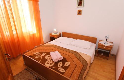 Sveti Filip i Jakov Apartamento | Apartments Majica