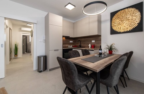 Zrce Apartamento | Apartments Mare B with pool