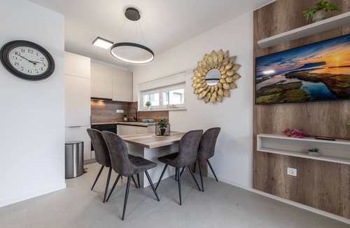 Zrce Apartamento | Apartments Mare B with pool