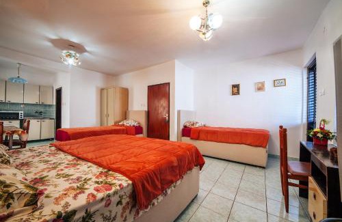 Maini Casa | Apartments Mary
