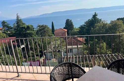Novi Vinodolski Apartamento | Apartments Mauro