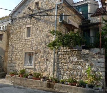 Kastel Gomilica Apartamento | Apartments More