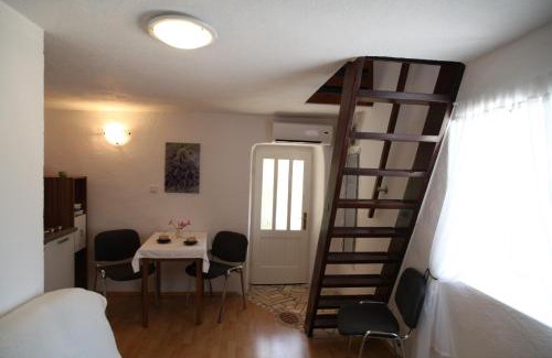 Kastel Gomilica Apartamento | Apartments More