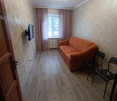 Degtyari Apartamento | Apartments near the Trinity Church on Dovzhenko Street,102