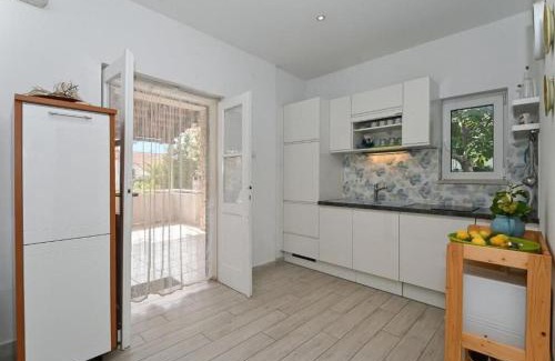 Seget Vranjica Apartamento | Apartments Nikica