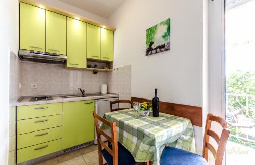 Jesenice Apartamento | Apartments Nives Suhi Potok