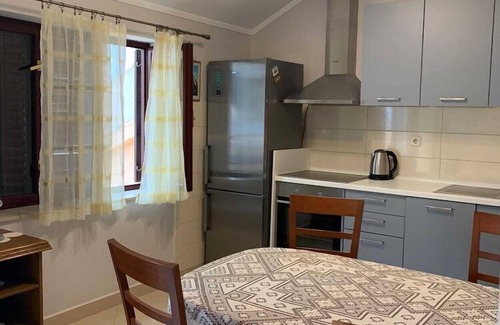 Smokvica Apartamento | Apartments Nives - Three Bedroom Apartment with Terrace and Sea View