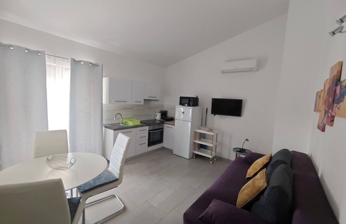 Funtana Apartamento | Apartamentos Norma-Ap. No. 2 completamente renovado en 2019