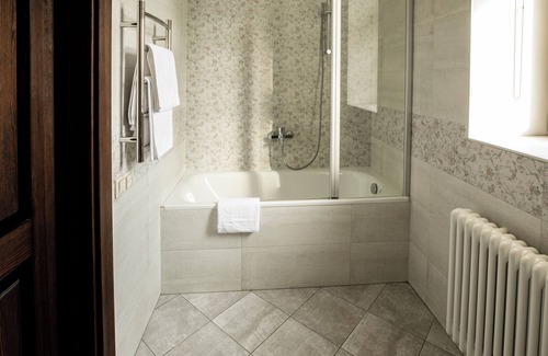 Maskavas Forstate Apartamento | Apartments of Vilhelm w/parking by Daugava Promenade, close to Old Town