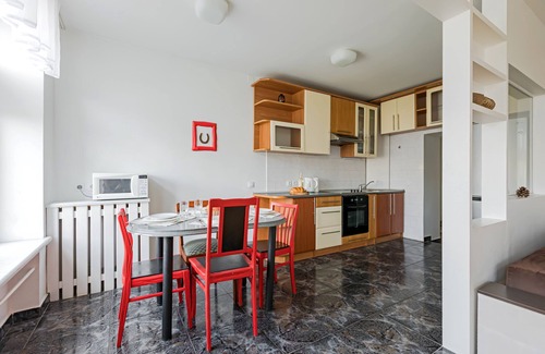 Zakharova-Pulikhova Apartamento | Apartments on Pobediteley Avenue