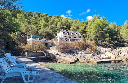 Bogomolje Apartamento | Apartments On the beach (89401-A5) - Bogomolje