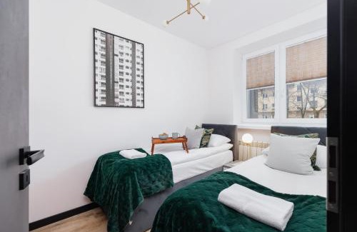 Nowa Huta Apartamento | Apartments Osiedle Szkolne Cracow by Noclegi Renters