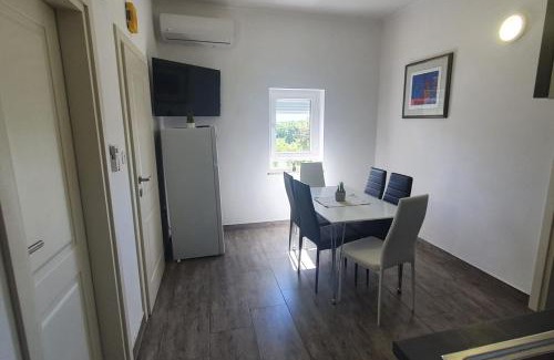 Jasenovica Casa | APARTMENTS PALISKA located in the countryside near Poreč