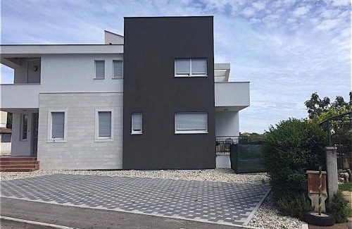 Valdebek Apartamento | Apartments Peti