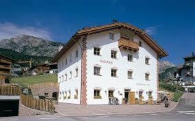 Selva di Val Gardena Apartamento | Apartments Restaurant Rusctlea