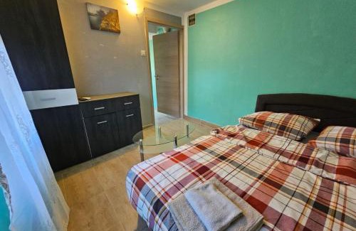 Donji Karin Apartamento | Apartments Robi & Kristina