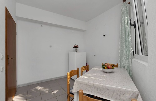 Bogomolje Apartamento | Apartments Robinzon Nikola (83741-A1) - Bogomolje