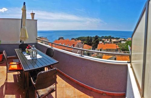 Gornji Kono Apartamento | Apartments Rock Palace