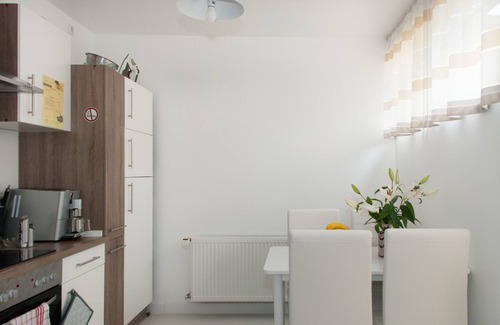 Wiesdorf Apartamento | Apartments-Room Leverkusen City