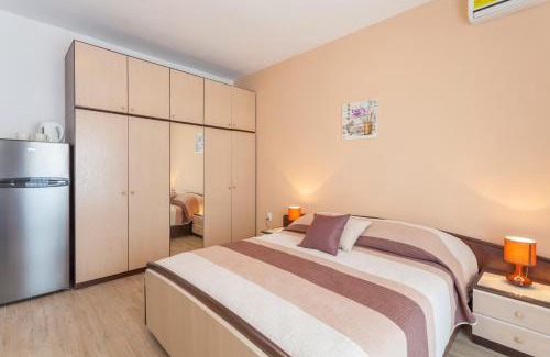 Vrpolje Casa | Apartments & Rooms Alagić