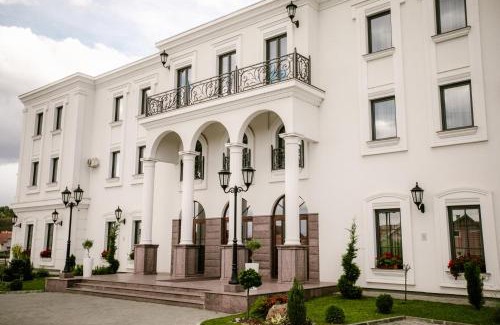 Cacak Hotel | Apartments & rooms Beli Dvor