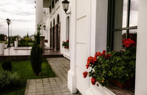 Cacak Hotel | Apartments & rooms Beli Dvor