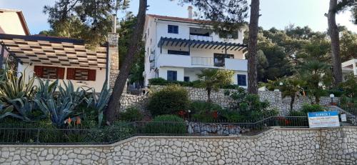 Cove Murtar Apartamento | Apartments & Rooms Bianca